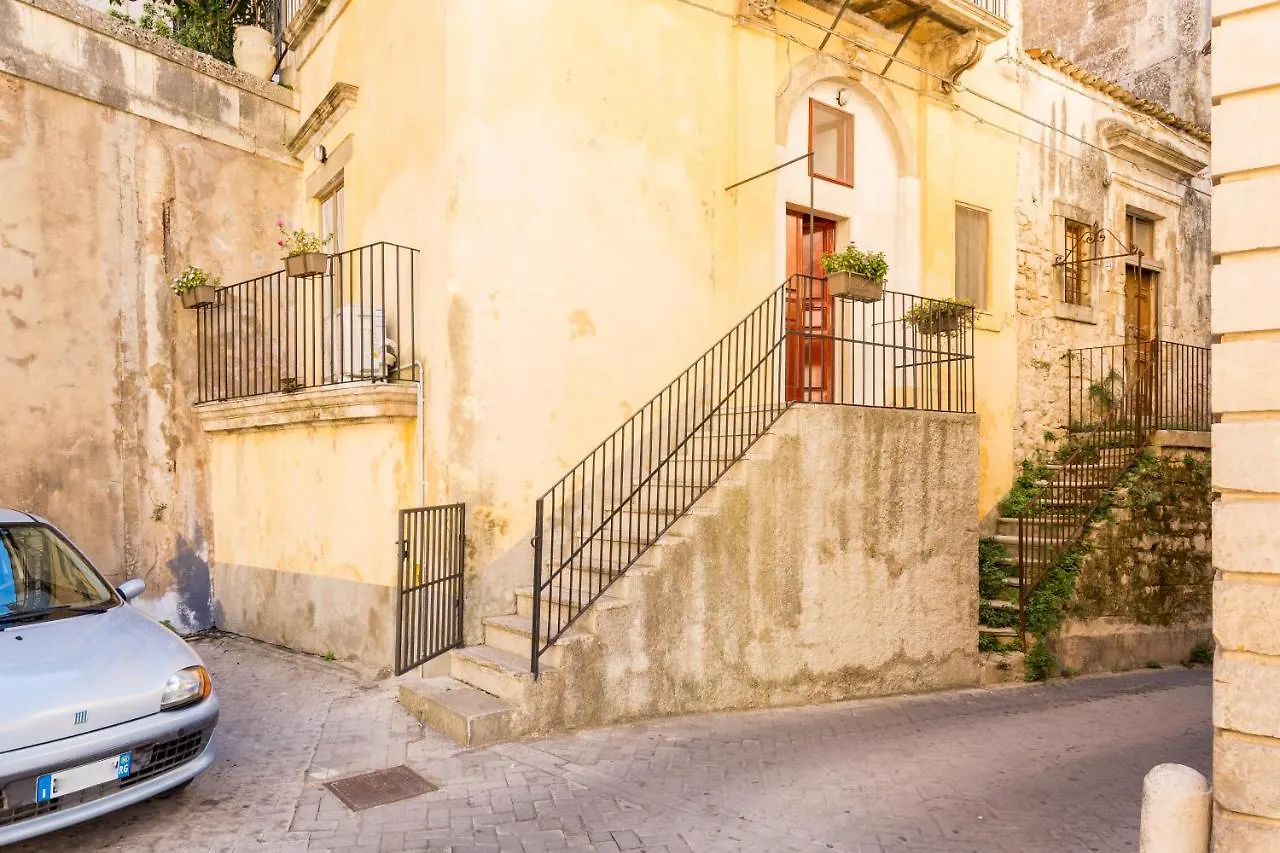 Willa Casa Del Duomo Modica 0*,  Włochy